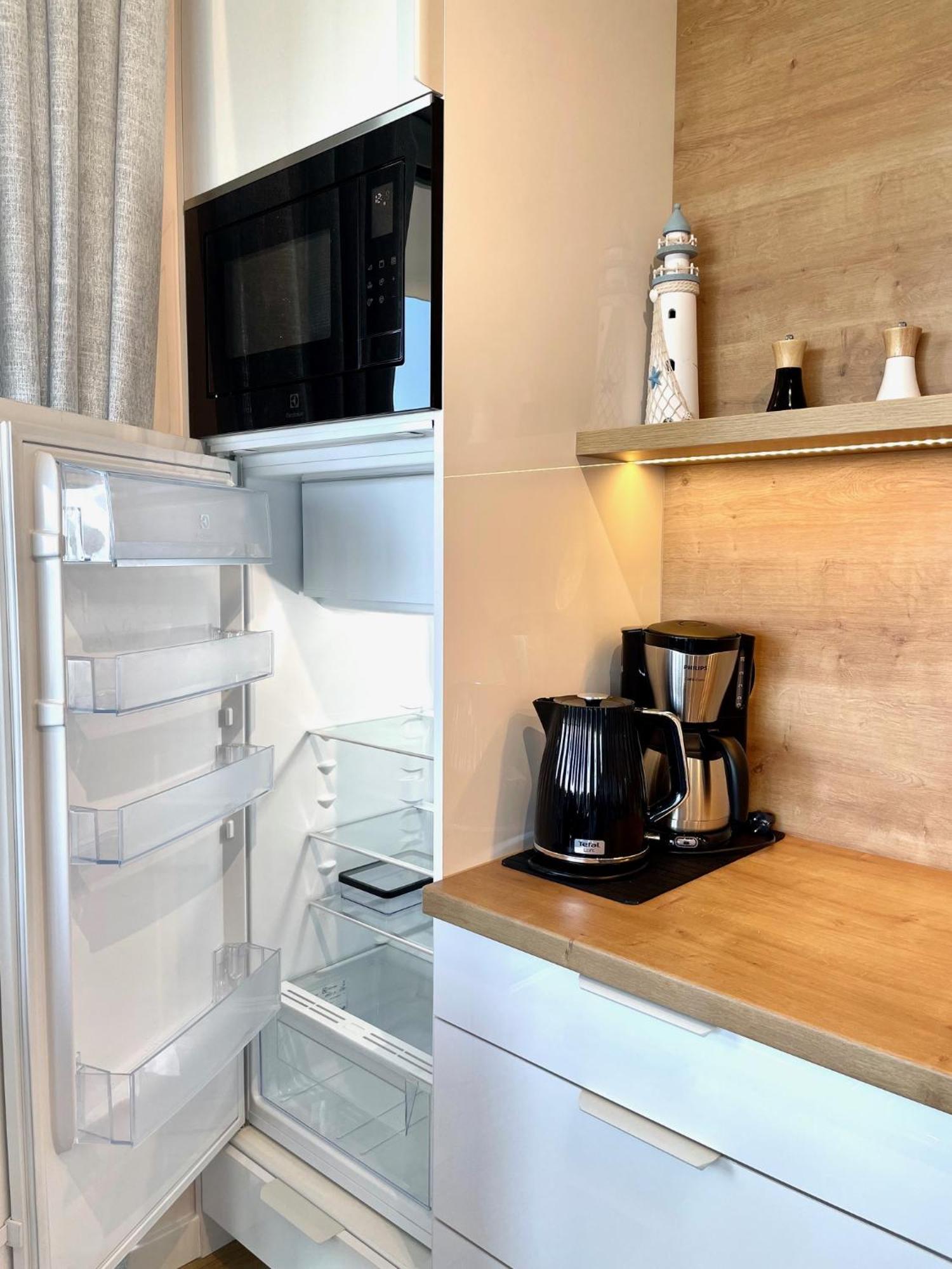 Perlowa Przystan - Apartamenty Komfort Widok Na Morze, Parking 辛安诺泽蒂 外观 照片